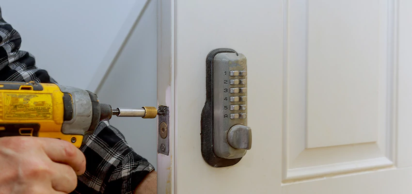 Digital Locks For Home Invasion Prevention in Burbank, IL